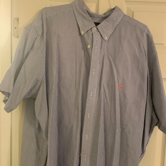 Ralph Lauren Seersucker Button Down - Picture 1 of 4